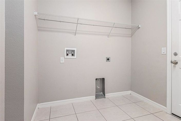 Image No.20-3 Bed House for sale