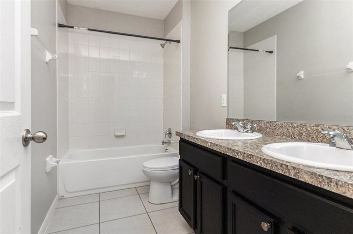 Image No.26-3 Bed House for sale