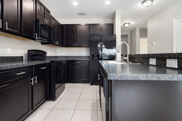 Image No.7-3 Bed House for sale