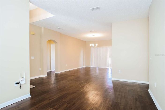 Image No.9-Maison de 4 chambres à vendre à Saint John