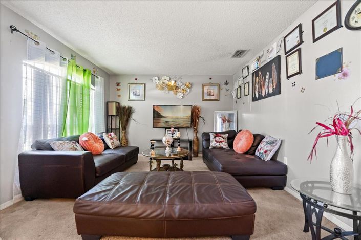 Image No.8-Maison de 4 chambres à vendre à Saint John