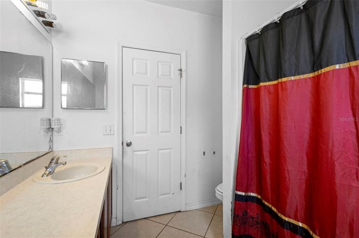 Image No.19-3 Bed House for sale