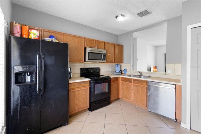 Image No.2-3 Bed House for sale