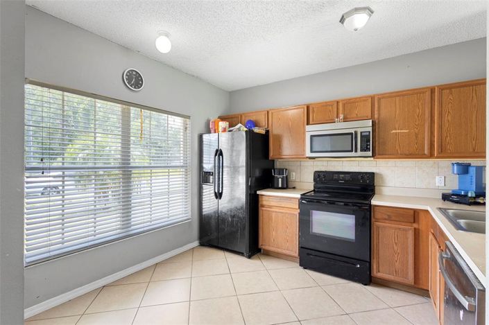 Image No.25-3 Bed House for sale