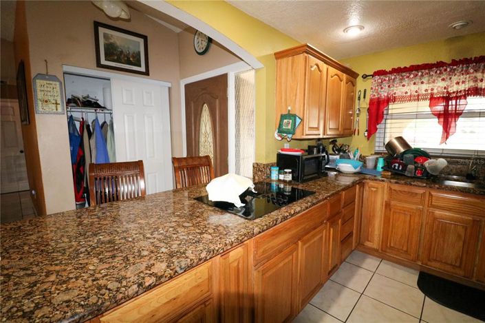 Image No.10-5 Bed House for sale