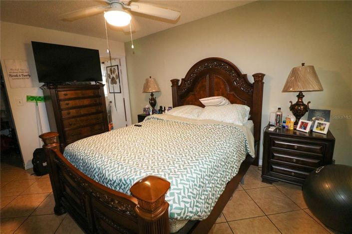 Image No.15-5 Bed House for sale