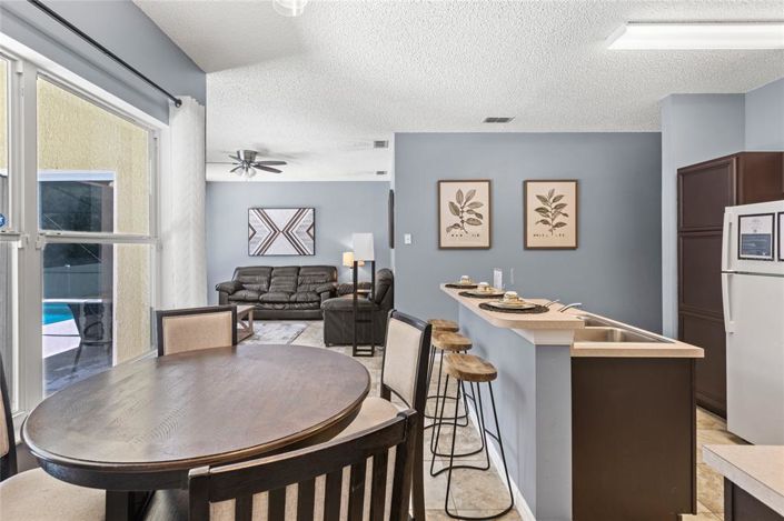 Image No.17-4 Bed House for sale