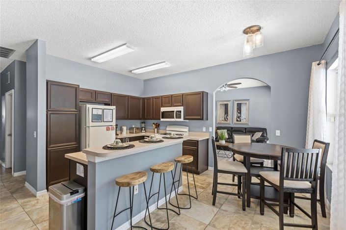 Image No.19-4 Bed House for sale