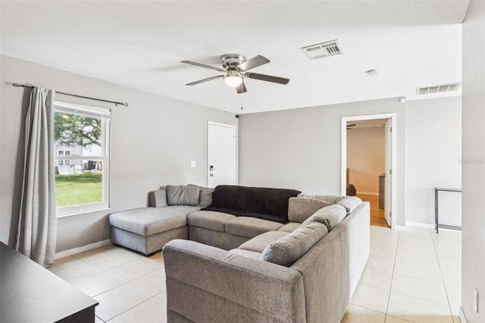 Image No.7-Maison de 2 chambres à vendre à Saint John