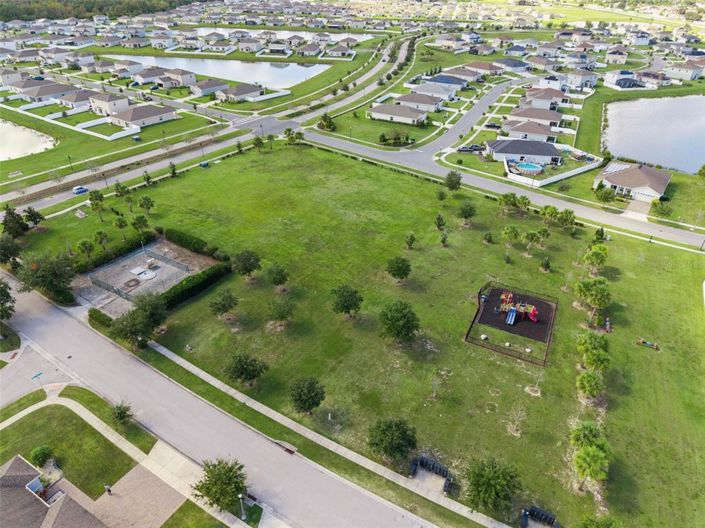 Image No.43-5 Bed House for sale