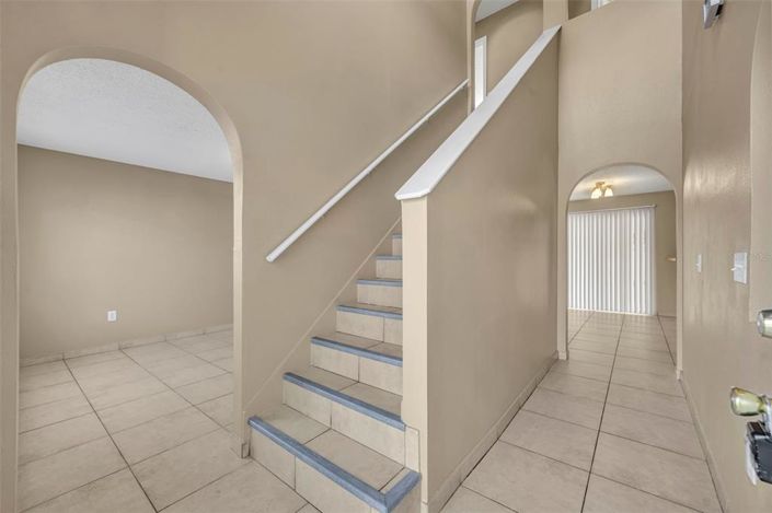 Image No.4-5 Bed House for sale