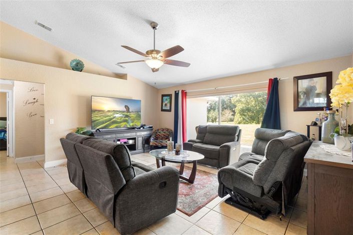 Image No.7-4 Bed House for sale