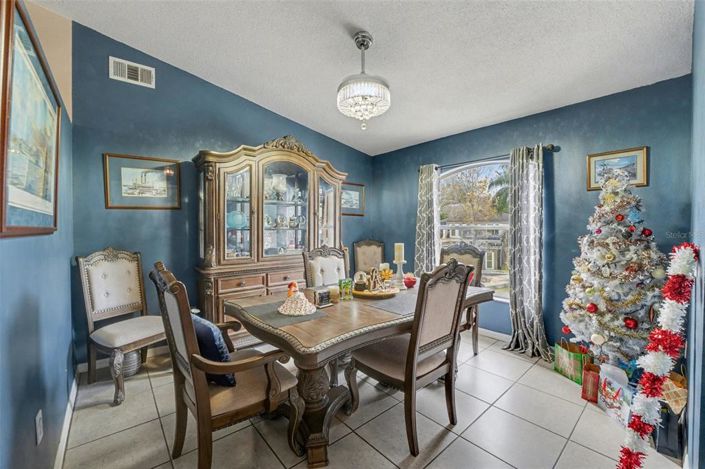 Image No.9-Maison de 4 chambres à vendre à Saint John