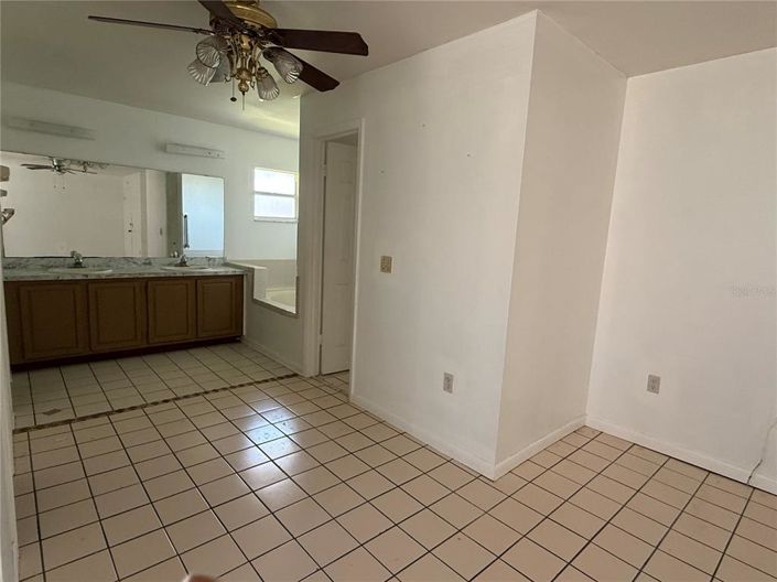 Image No.10-Maison de 5 chambres à vendre à Saint John