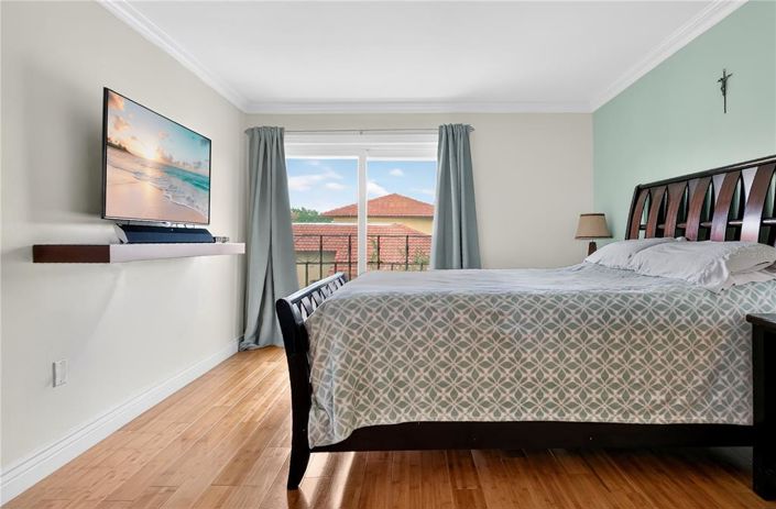 Image No.14-3 Bed Townhouse for sale