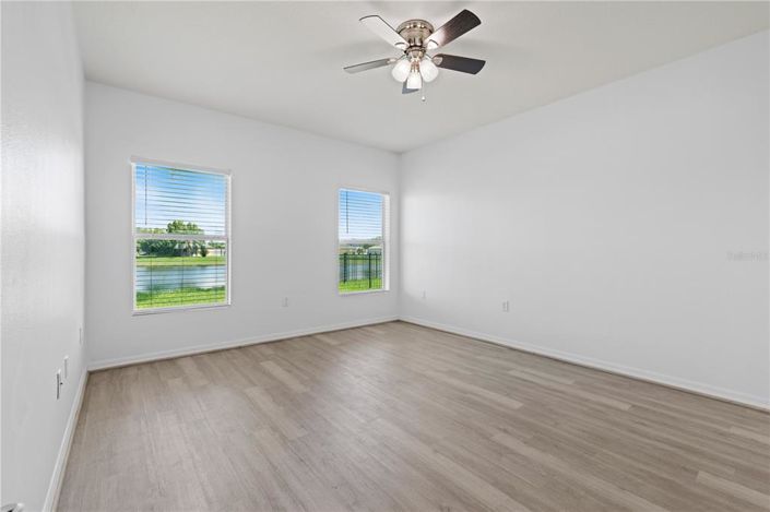 Image No.20-4 Bed House for sale