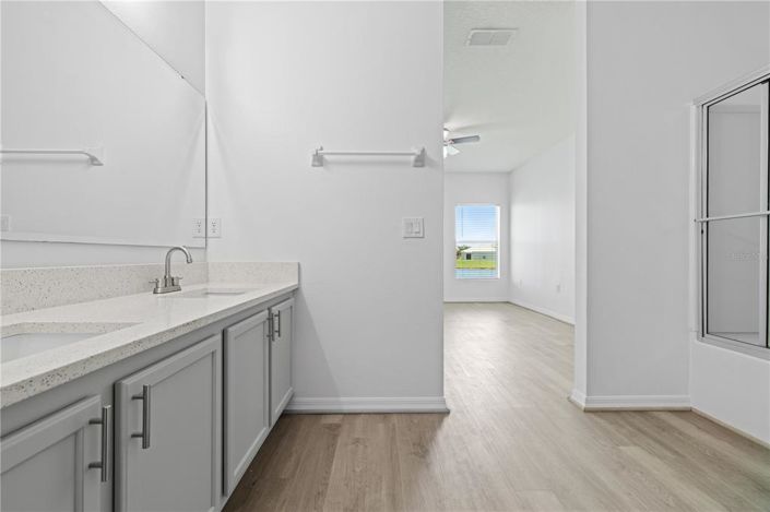 Image No.23-4 Bed House for sale