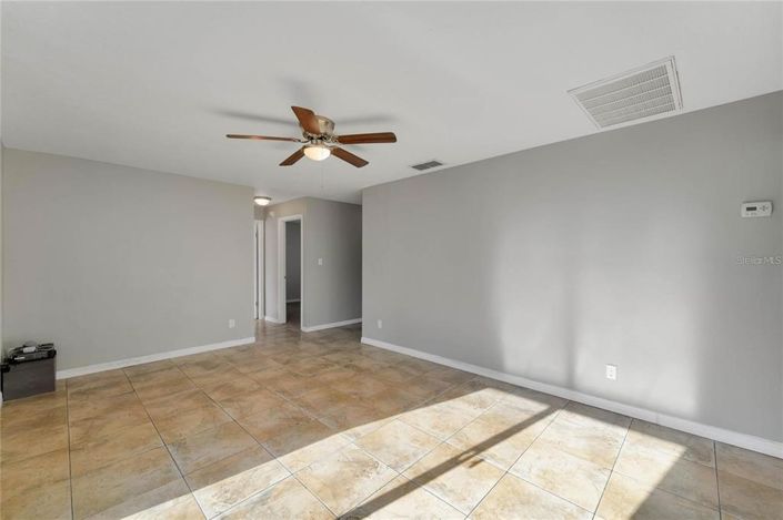 Image No.7-Maison de 3 chambres à vendre à Saint John