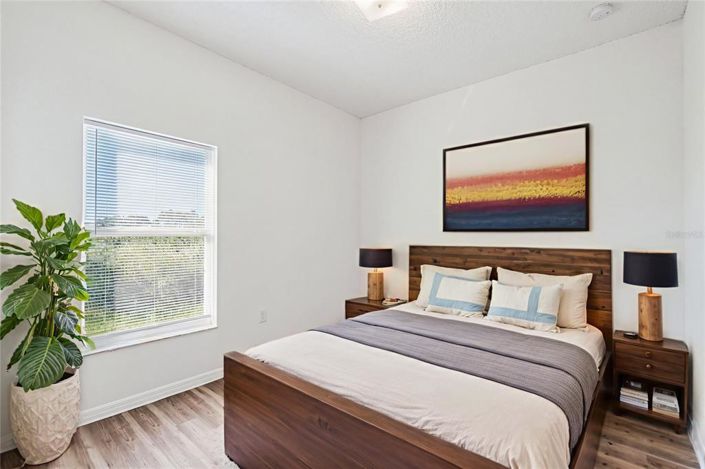 Image No.36-4 Bed House for sale