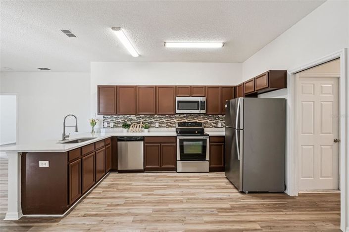 Image No.7-4 Bed House for sale