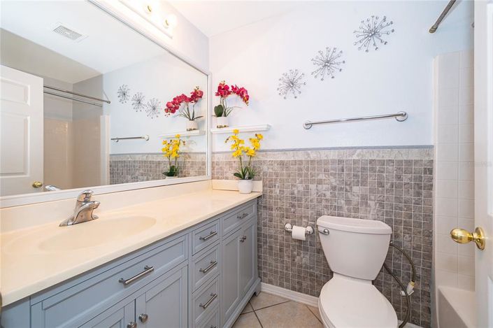 Image No.17-3 Bed House for sale