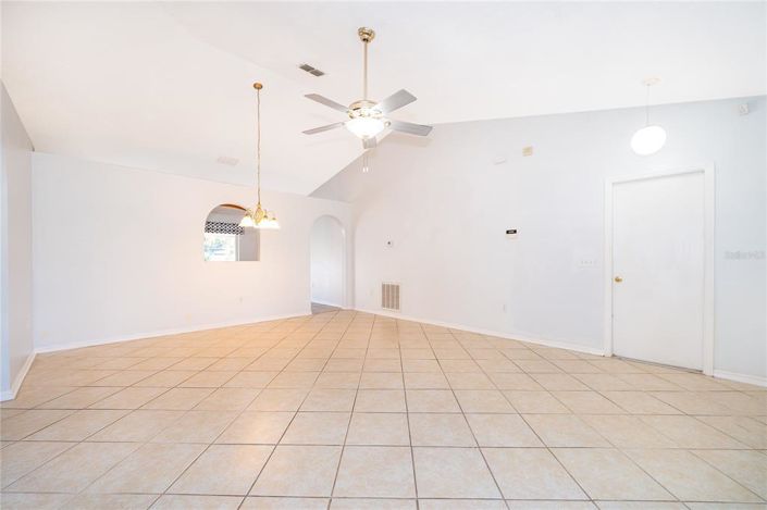 Image No.5-3 Bed House for sale