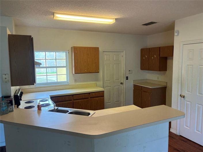 Image No.2-Maison de 3 chambres à vendre à Saint John