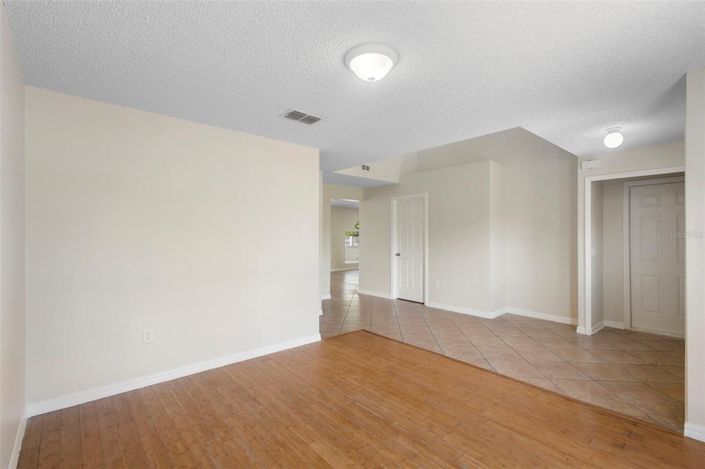 Image No.14-5 Bed House for sale