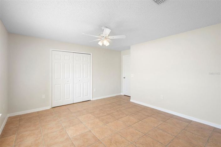 Image No.18-5 Bed House for sale