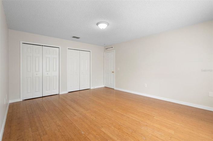 Image No.29-5 Bed House for sale