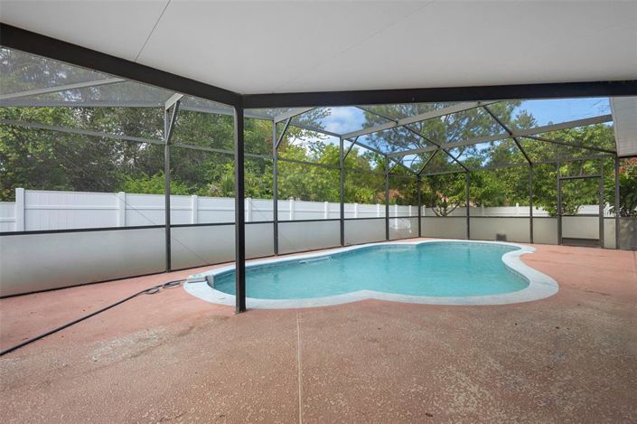 Image No.5-5 Bed House for sale