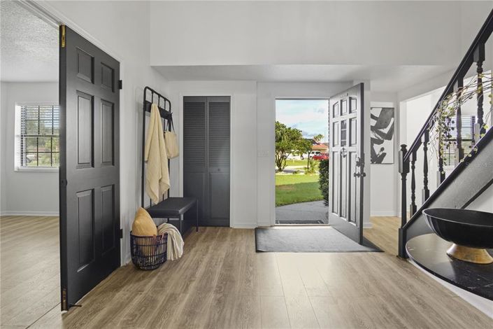 Image No.10-6 Bed House for sale