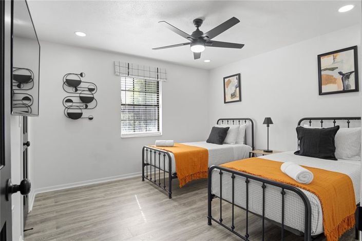 Image No.50-6 Bed House for sale