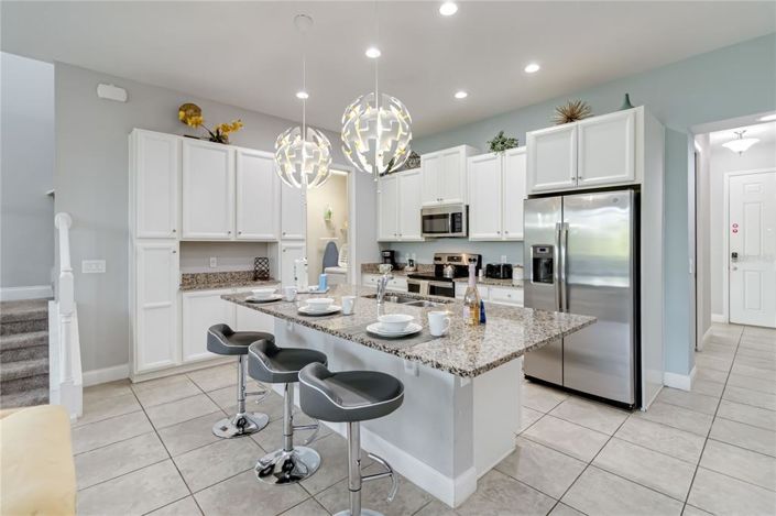 Image No.10-5 Bed Townhouse for sale