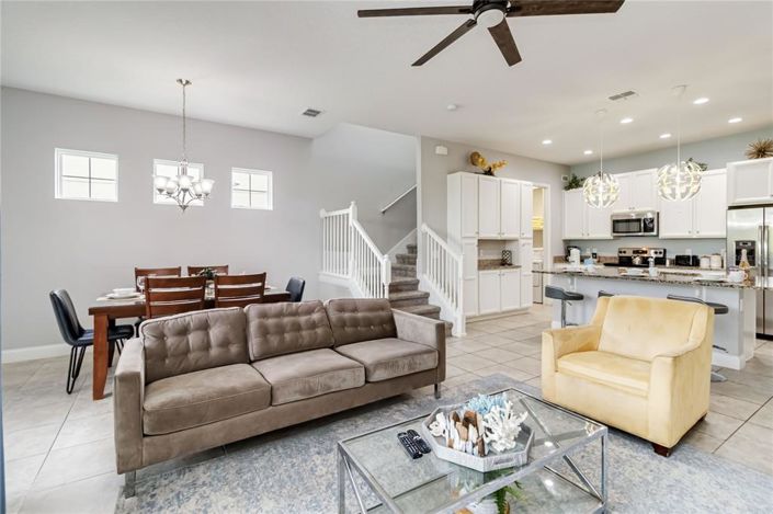 Image No.18-5 Bed Townhouse for sale