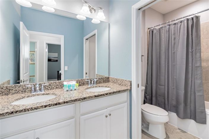 Image No.29-5 Bed Townhouse for sale