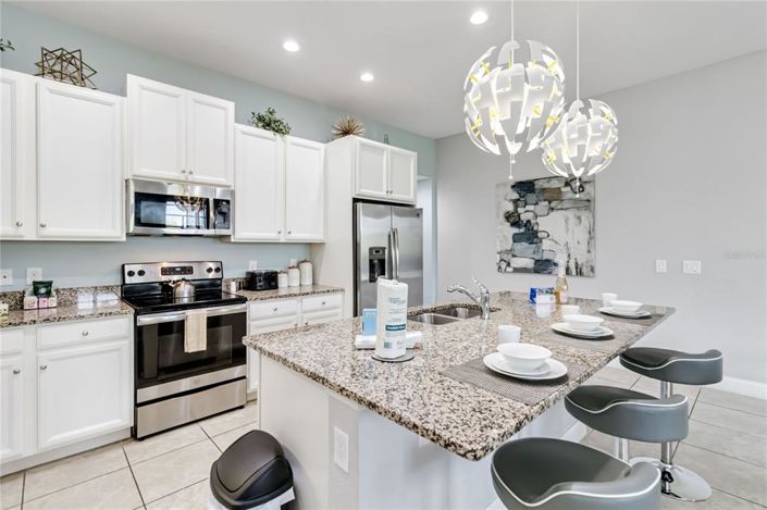 Image No.3-5 Bed Townhouse for sale