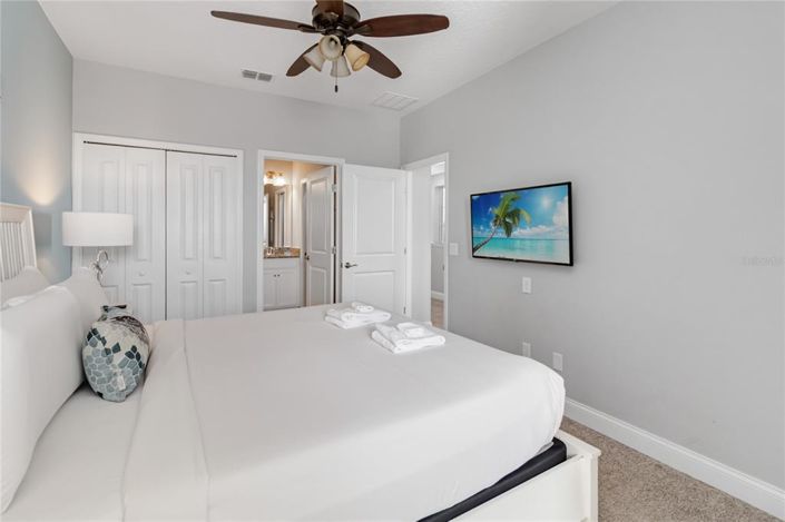 Image No.34-5 Bed Townhouse for sale