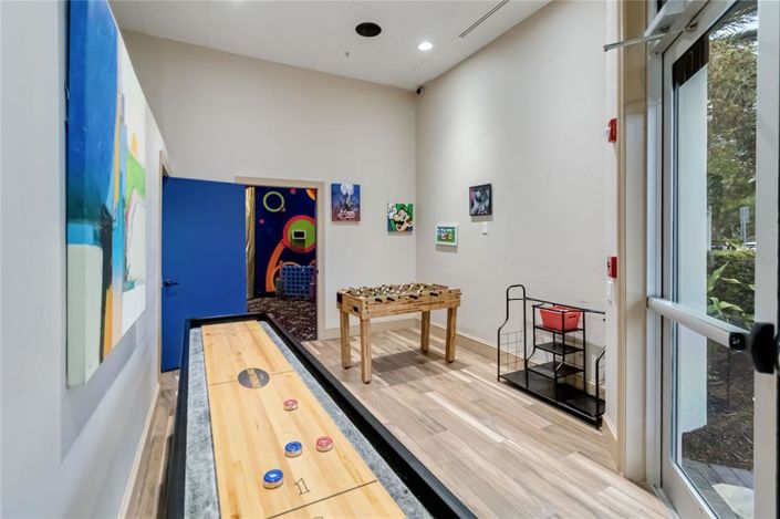 Image No.50-5 Bed Townhouse for sale