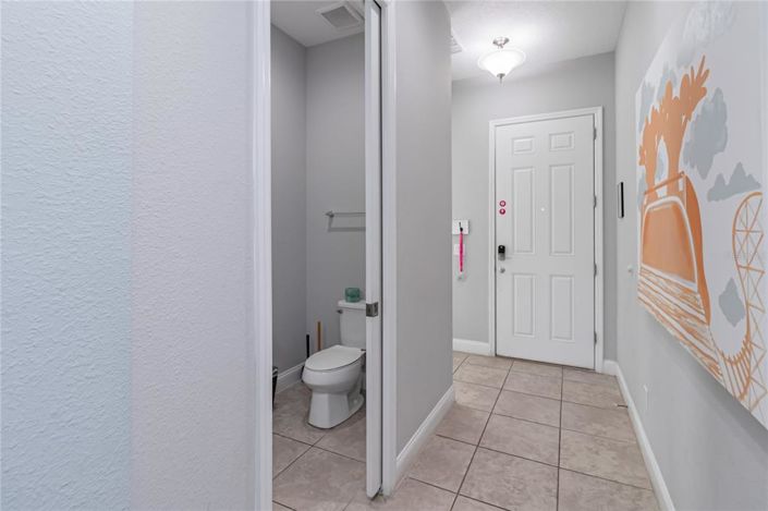 Image No.8-5 Bed Townhouse for sale