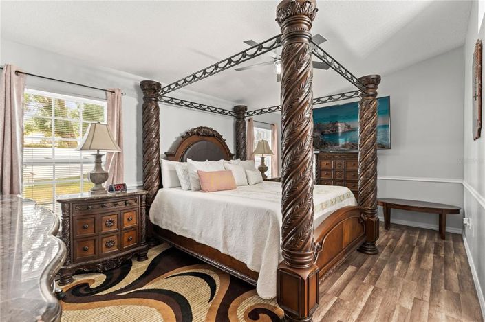 Image No.16-3 Bed House for sale