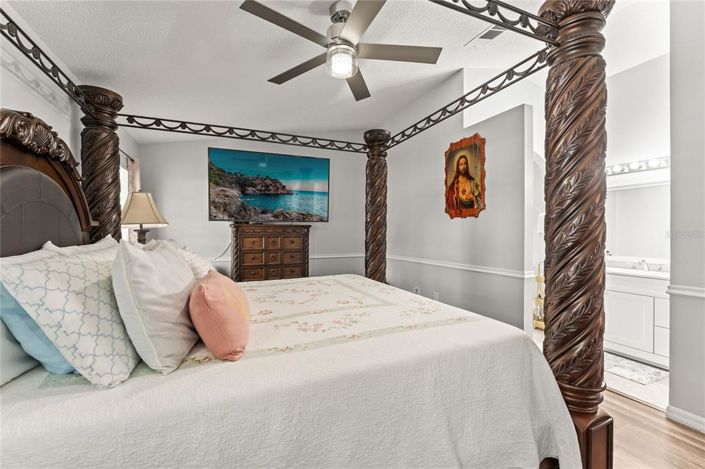 Image No.17-3 Bed House for sale