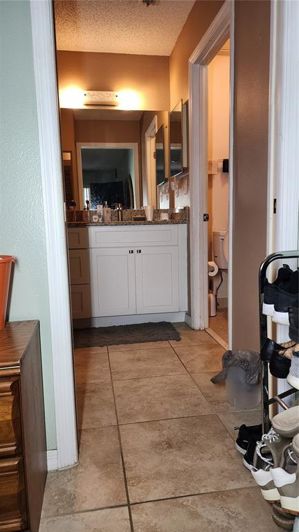 Image No.10-2 Bed Townhouse for sale