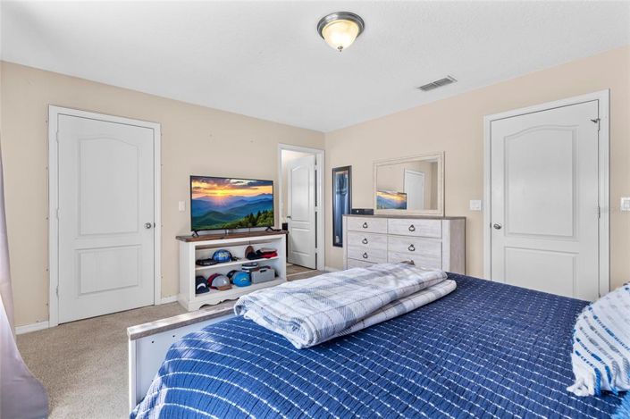 Image No.18-4 Bed House for sale