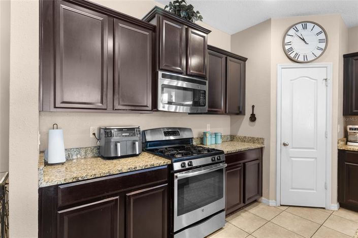 Image No.4-4 Bed House for sale