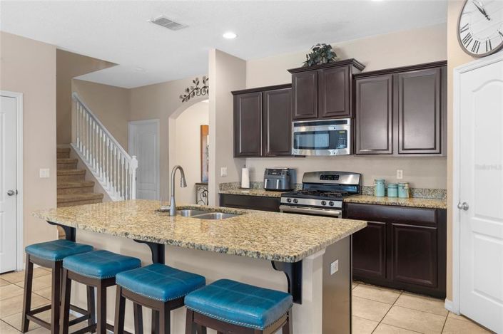 Image No.5-4 Bed House for sale