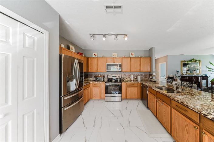 Image No.13-4 Bed House for sale