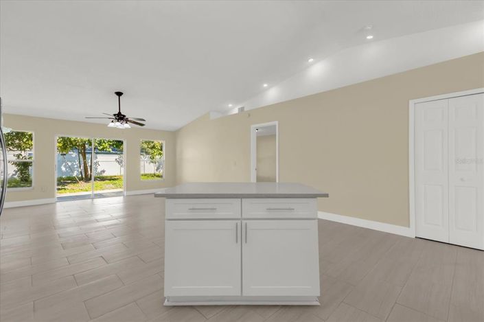 Image No.6-Maison de 4 chambres à vendre à Saint John