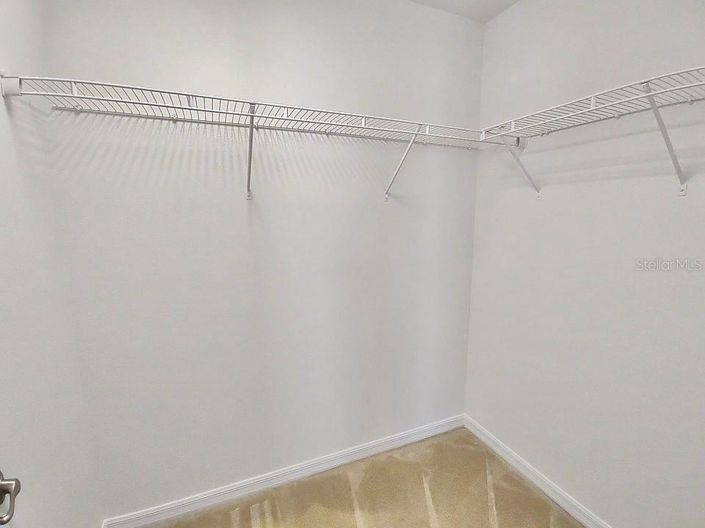 Image No.22-6 Bed House for sale