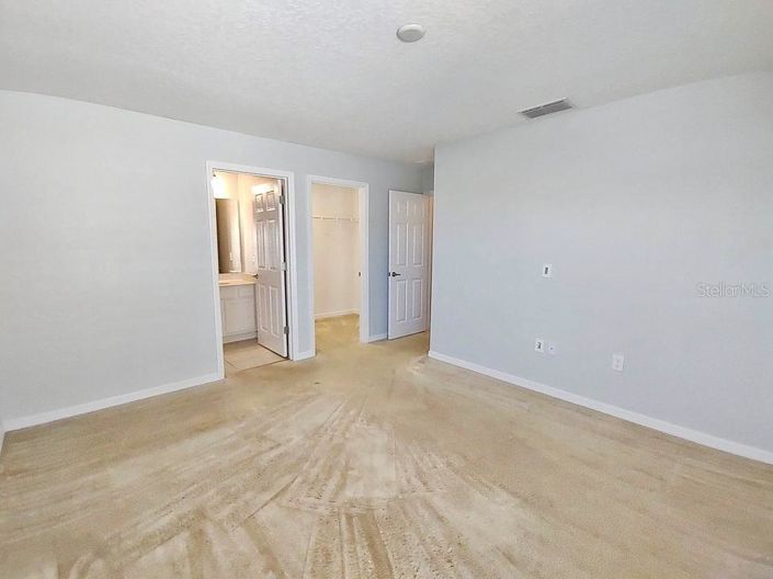 Image No.24-6 Bed House for sale